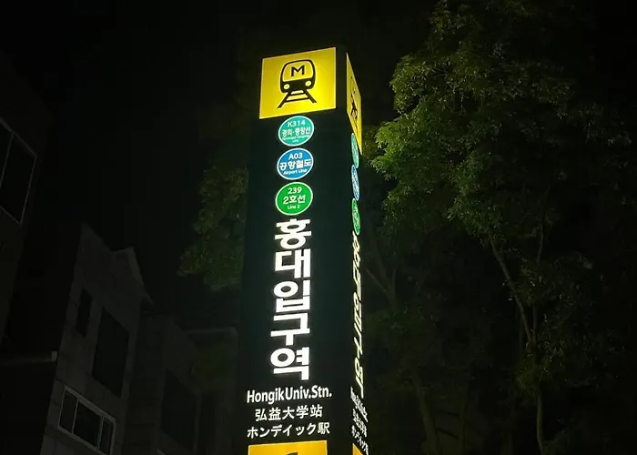 アパート Hongik Station 5min,airport Railroad, Airport Bus,near Shopping Mall,myeongdong,itaewon,2rooms *