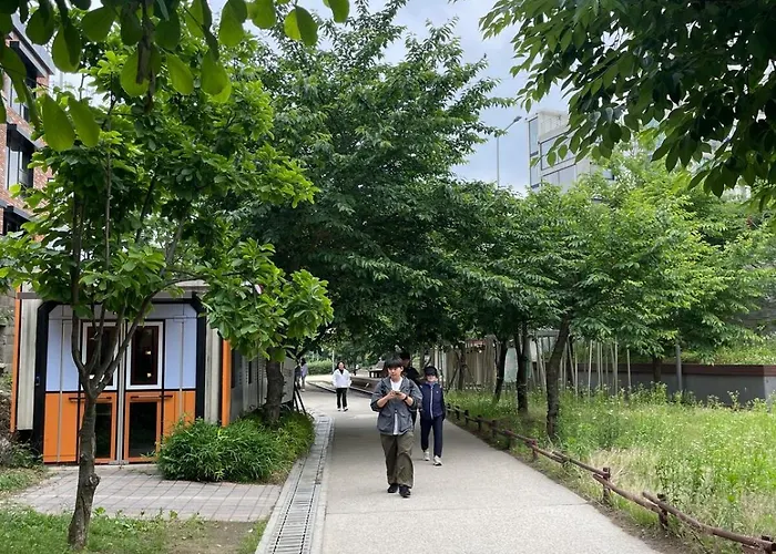 Hongik Station 5min,airport Railroad, Airport Bus,near Shopping Mall,myeongdong,itaewon,2rooms ソウル特別市