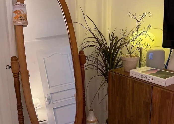Hongik Station 5min,airport Railroad, Airport Bus,near Shopping Mall,myeongdong,itaewon,2rooms アパート